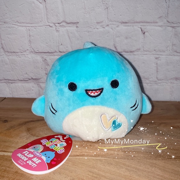 Opal and Rey Squishmallow 5" Valentines Flip - Picture 5 of 8